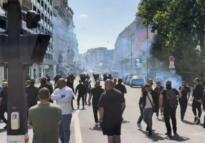 🇫🇷 | Protesta de taxistas en París termina en fuertes enfrentamientos con la policía