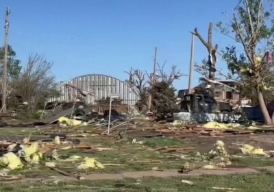 🇺🇸 | Un tornado arrasó con la ciudad de Grinnell en Kansas, , dañando…