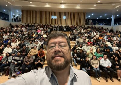 En Univalle Cochabamba conversamos con los jóvenes acerca de su futuro. Si no hay…