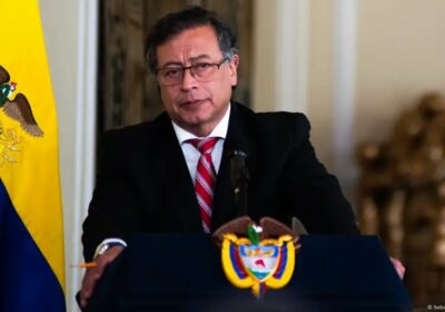 Petro dispuesto a una «huelga indefinida» por consulta popular El presidente de Colombia invocó…