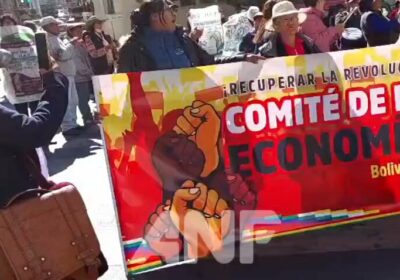 #GrupoFides | #ANF Con cacerolas vacías en mano, amas de casa realizan una protesta…