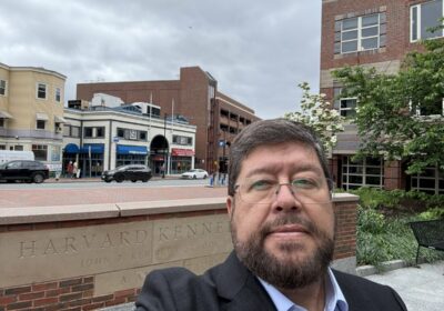 Estoy en Boston, en la 360Bolivia Day junto con José Luis Lupo y Toribia…