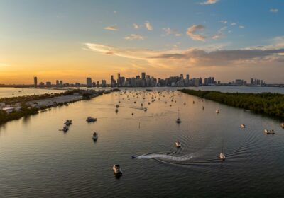 🇺🇸 | Desde Miami les deseamos un excelente fin de semana, en especial a…