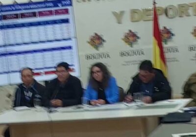 #GrupoFides | #ANF El ministro de Educación, Omar Veliz, informó que no se emitirá…