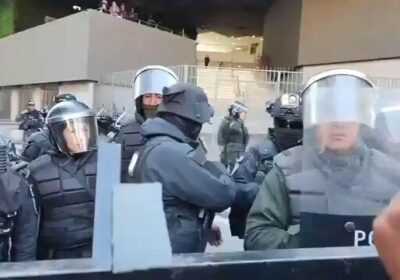 Evistas casi logran ingresar por la fuerza a la plaza Murillo. No es la…