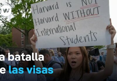 Los estudiantes internacionales son el nuevo blanco de la administración Trump El secretario de…