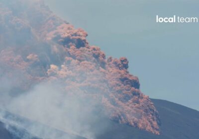 🇮🇹 | URGENTE — Colapsa parte del cráter del Etna y se genera un…