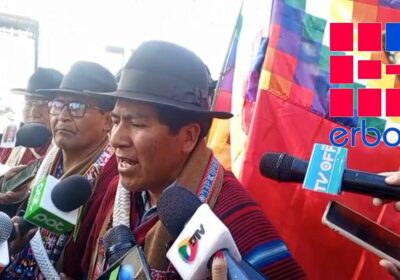 «Estamos jodidos, rejodidos». Así protestó por la situación económica el dirigente campesino David Mamani…
