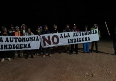 #GrupoFides | #ANF #PueblosIndígenas 𝐀𝐮𝐭𝐨𝐫𝐢𝐝𝐚𝐝𝐞𝐬 𝐦𝐮𝐧𝐢𝐜𝐢𝐩𝐚𝐥𝐞𝐬 𝐲 𝐂𝐨𝐦𝐢𝐭é 𝐩𝐫𝐨 𝐒𝐚𝐧𝐭𝐚 𝐂𝐫𝐮𝐳 𝐛𝐥𝐨𝐪𝐮𝐞𝐚𝐧 𝐥𝐚 𝐚𝐮𝐭𝐨𝐧𝐨𝐦í𝐚…