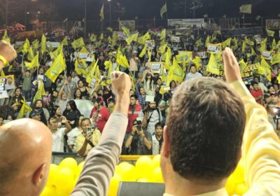 En Santa Cruz, nuevamente en un encuentro democrático con el pueblo cruceño, esta vez…