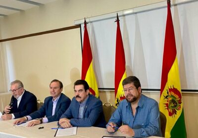 En la reunión por “el bien común de Bolivia” decidimos aprobar un mensaje al…