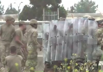 🇺🇸 | Alrededor de 700 marines están recibiendo entrenamiento sobre disturbios civiles en la…