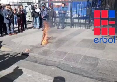 Ciudadanos protestan en La Paz contra los bloqueos. Una ama de casa pide a…