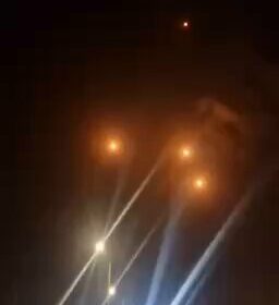 🇮🇷🇮🇱 | URGENTE: Irán está lanzando misiles balísticos desde Teherán hacia Israel