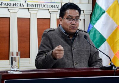 #GrupoFides | #ANF #Política César Siles renuncia al cargo de ministro de Justicia y…