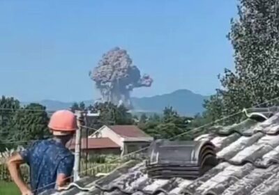 🇨🇳 | ÚLTIMA HORA: Explosión masiva en una fábrica de fuegos artificiales en el…