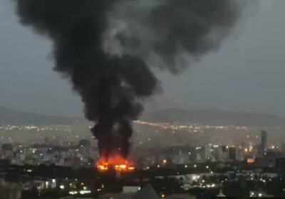 🇮🇷🇮🇱 | El edificio de la televisión estatal de Irán en llamas