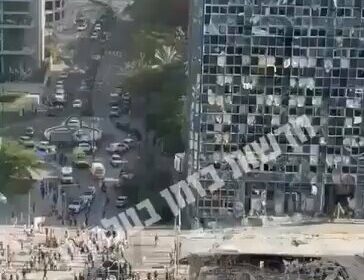 🇮🇱🇮🇷‼️ | El edificio de la Bolsa de Valores en Tel Aviv fue alcanzado…