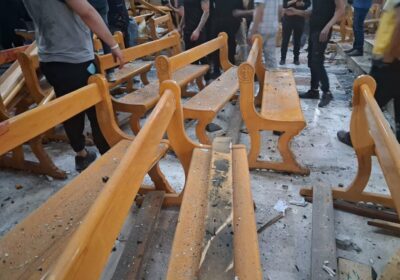 | URGENTE: Imágenes iniciales de las secuelas del ataque suicida que tuvo como objetivo…
