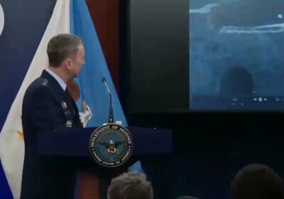 🇺🇸 | LO ÚLTIMO: El Pentágono demuestra el funcionamiento de las bombas de proyectiles…