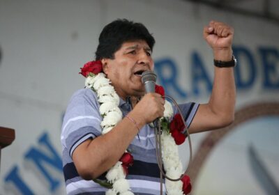 Durante el periodo neoliberal en Bolivia, las políticas sociales fueron prácticamente inexistentes, profundizando el…