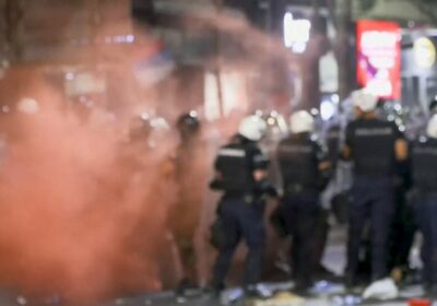 100 mil personas protestan en Serbia contra el presidente Aleksandar Vucic, piden su renuncia…