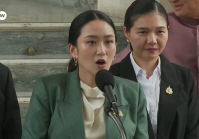 La Corte Constitucional de Tailandia suspende a la primera ministra del país, Paetongtarn Shinawatra.…