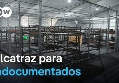 Trump inaugura «Alcatraz de los caimanes», una prisión para migrantes irregulares rodeada por 200…