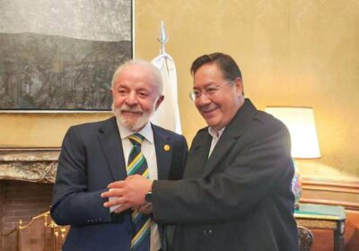 Hoy en Argentina sostuvimos un fraternal encuentro con nuestro hermano presidente del Brasil, @LulaOficial,…