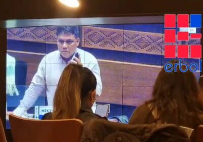 En plena sesión de Diputados, el «evista» Héctor Arce presenta un supuesto audio que…