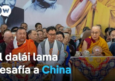 El dalái lama busca sucesor en su 90 cumpleaños El líder budista rechaza que…