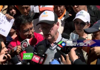#LaPaz Jaime Dunn impugna inhabilitación ante el ⁦@TSEBolivia⁩ e incluye solvencia fiscal que acredita…