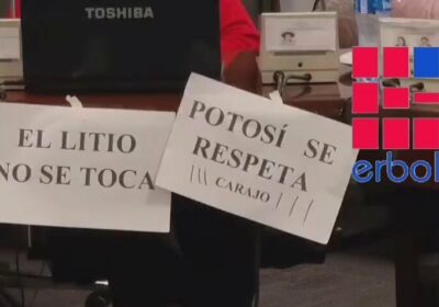 La vigilia de un grupo de diputados en la Comisión de Economía Plural continúa…