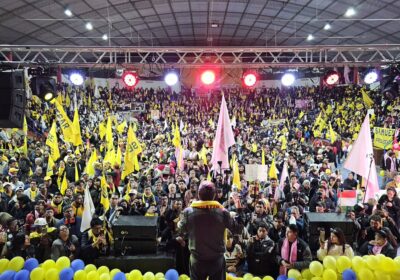 Una multitud se reunió en Tarija para ratificar que queremos cambiar no solo un…