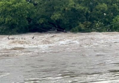 🇺🇸‼️ | ÚLTIMA HORA — Inundaciones masivas azotan Kempner, Texas. El río Lampasas subió…