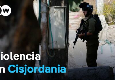 Denuncian ataques de colonos israelíes En Cisjordania se celebró el funeral de los dos…