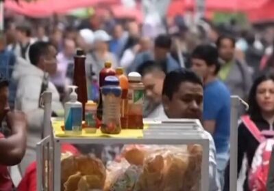 México lanza una estrategia nacional contra la extorsión La presidenta de México, Claudia Sheinbaum,…