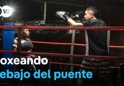 Los excluidos de Sao Paulo viven bajo los puentes su pasión por el boxeo…