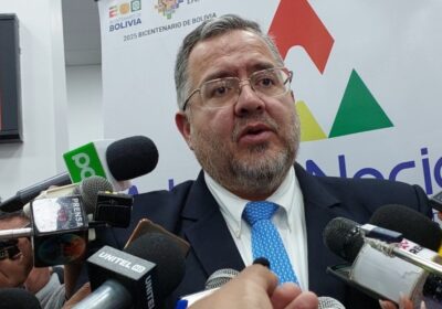 #GrupoFides | #ANF #Economía 𝐄𝐱𝐩𝐨𝐫𝐭𝐚𝐝𝐨𝐫𝐞𝐬 𝐜𝐫𝐢𝐭𝐢𝐜𝐚𝐧 𝐚 𝐀𝐫𝐜𝐞 𝐩𝐨𝐫 𝐝𝐞𝐟𝐞𝐧𝐝𝐞𝐫 𝐬𝐮 𝐦𝐨𝐝𝐞𝐥𝐨: “𝐋𝐨𝐬 𝐝𝐚𝐭𝐨𝐬…