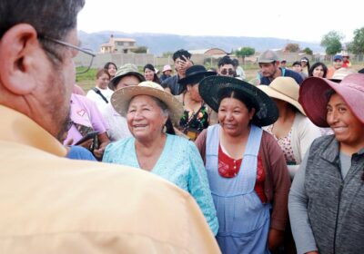 Estoy en el campo cochabambino, que otrora fuera el más productivo de Bolivia, pero…