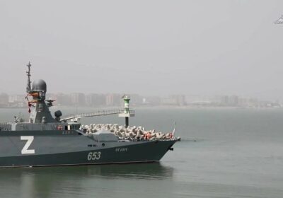 🇷🇺 | Rusia lanza el ejercicio naval “Tormenta de julio” con más de 150…