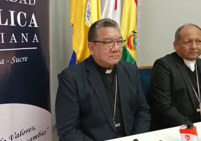 En la inauguración del Congreso “Aportes de la Iglesia en el marco del Bicentenario…