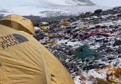 🇳🇵 | El Everest está cubierto de basura, incluidos 12 mil kilos de excremento…