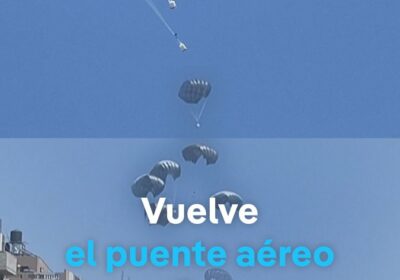 Israel lanza víveres en paracaídas a gazatíes hambrientos La medida que ya se había…