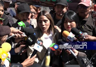 #LaPaz Carolina Ribera, hija de la ex presidenta ⁦@JeanineAnez⁩ aseguró que este jueves su…