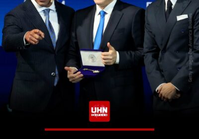 🇦🇷🇺🇸‼️ | HISTÓRICO — El alcalde de Miami, Francis Suárez, entregó la llave de…