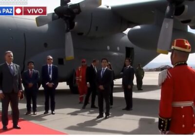 El presidente de Uruguay, Yamandú Orsi, llega al país para participar de la posesión…