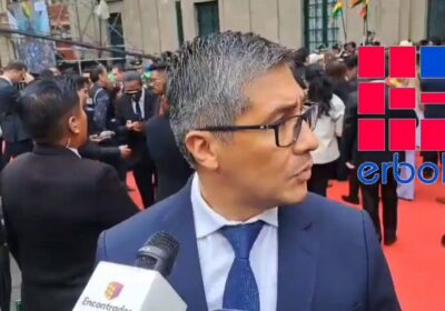 El integrante del equipó político del Gobierno, Gabriel Espinoza, anuncia que se tomarán decisiones…