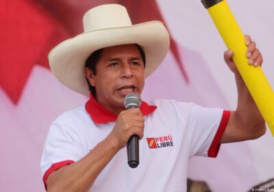 🇵🇪 | El expresidente peruano Pedro Castillo, quien permanece en prisión, será candidato al…