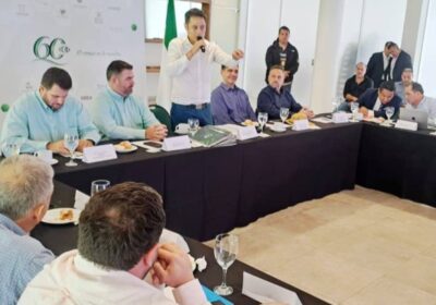 #GrupoFides | #ANF #Economía 𝐀𝐠𝐫𝐨𝐩𝐞𝐜𝐮𝐚𝐫𝐢𝐨𝐬 𝐞𝐧𝐭𝐫𝐞𝐠𝐚𝐫𝐨𝐧 𝐜𝐮𝐚𝐭𝐫𝐨 𝐩𝐫𝐨𝐩𝐮𝐞𝐬𝐭𝐚𝐬 𝐧𝐨𝐫𝐦𝐚𝐭𝐢𝐯𝐚𝐬 𝐚𝐥 𝐆𝐨𝐛𝐢𝐞𝐫𝐧𝐨 𝐩𝐚𝐫𝐚 𝐢𝐦𝐩𝐮𝐥𝐬𝐚𝐫 𝐞𝐬𝐞…